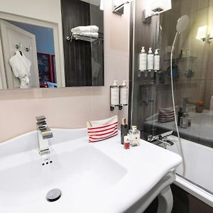 Habitación Clásica con 2 Camas Individuales